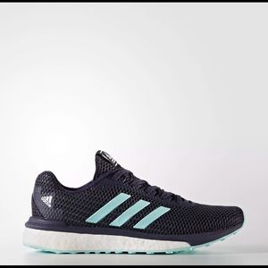 Brand new adidas vengeful shoes 9.5 with box